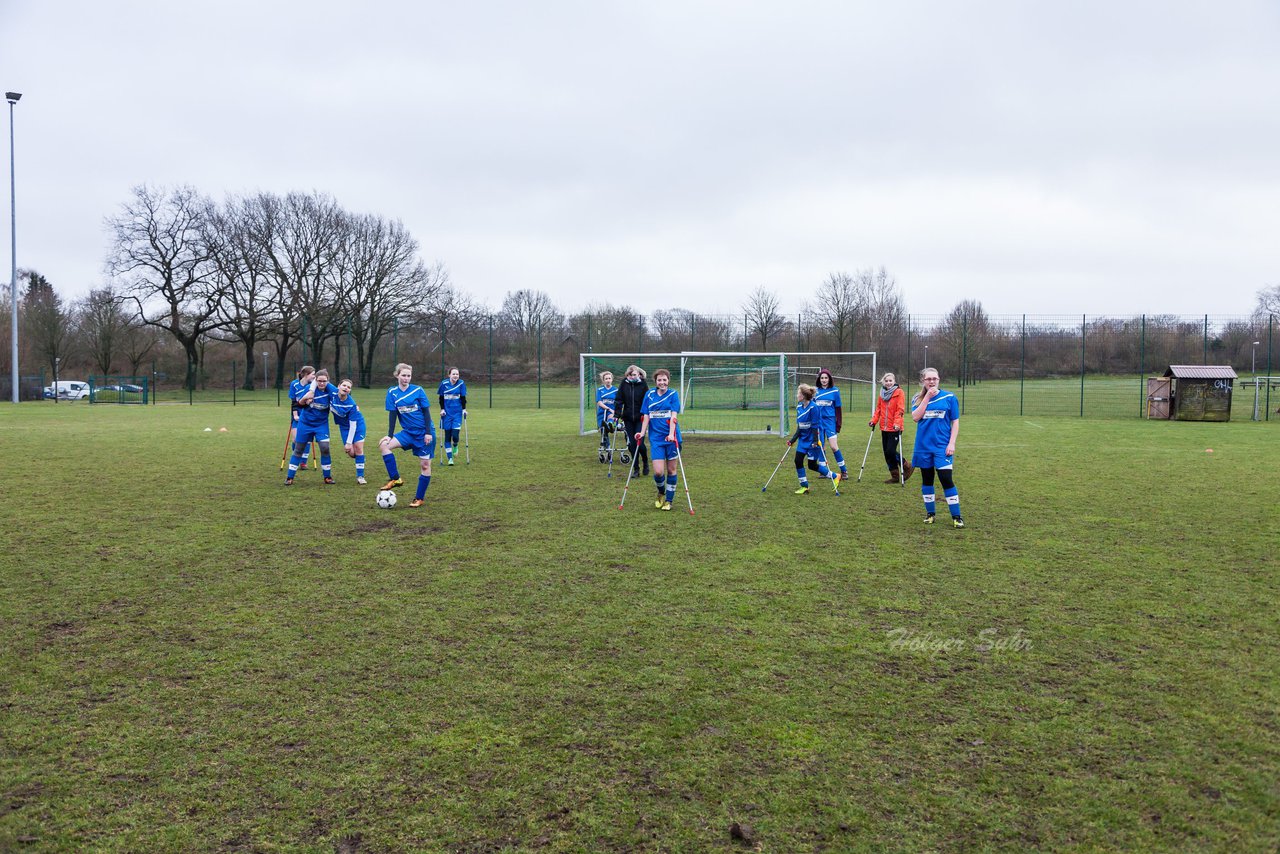 Bild 301 - C-Juniorinnen FSG-BraWie 08 - TuS Tensfeld : Ergebnis: 0:8